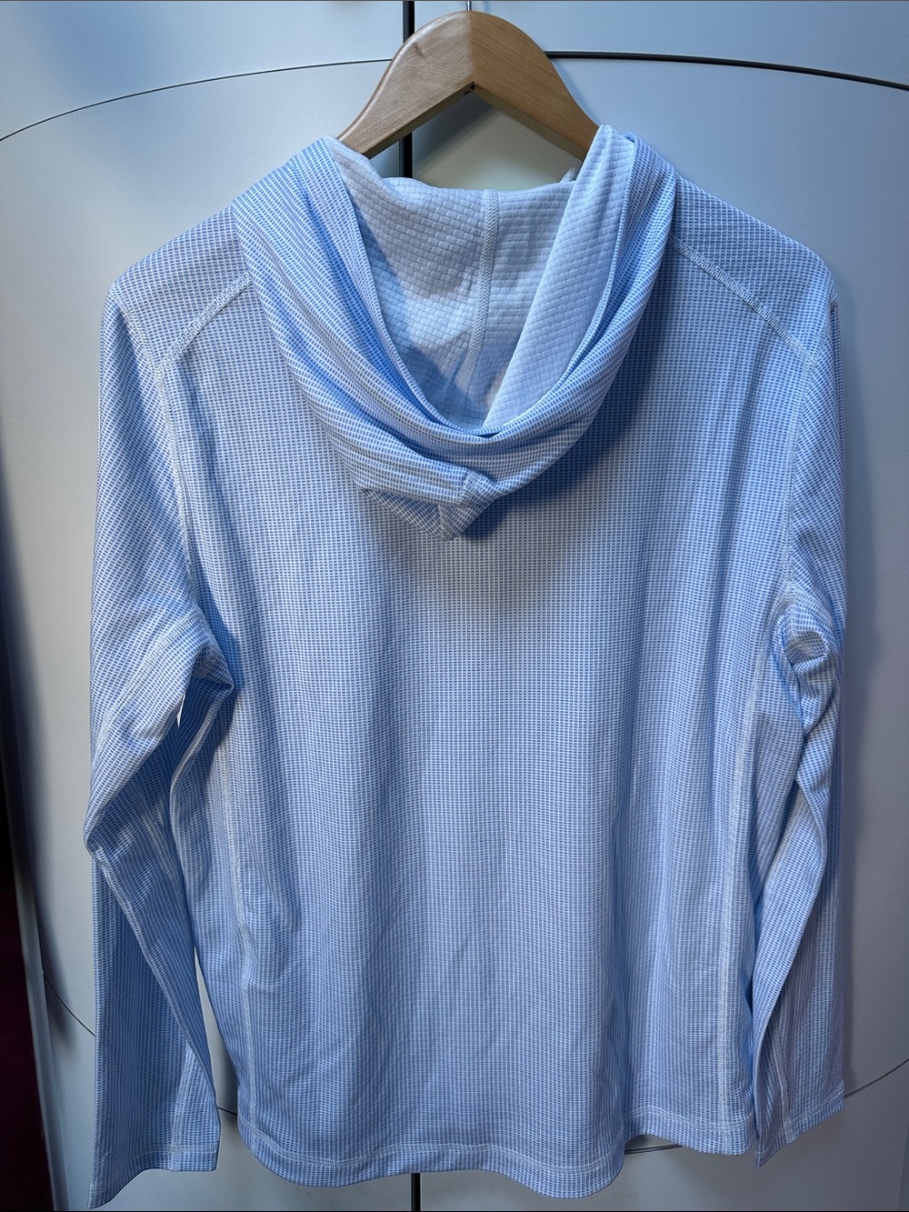 Vineyard Vines Men’s Light Blue Hooded Performance Top on the go Sankaty hoodie - Picture 5 of 9